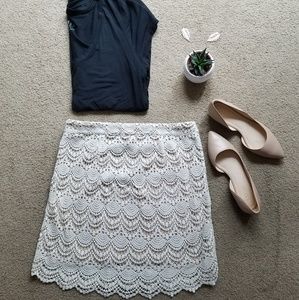 SALE! Cream lace lined short skirt